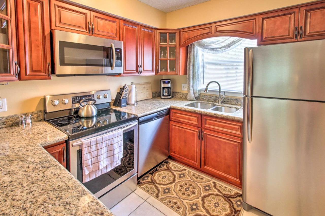 Renovated Pensacola Beach Condo With Community Pool! Extérieur photo